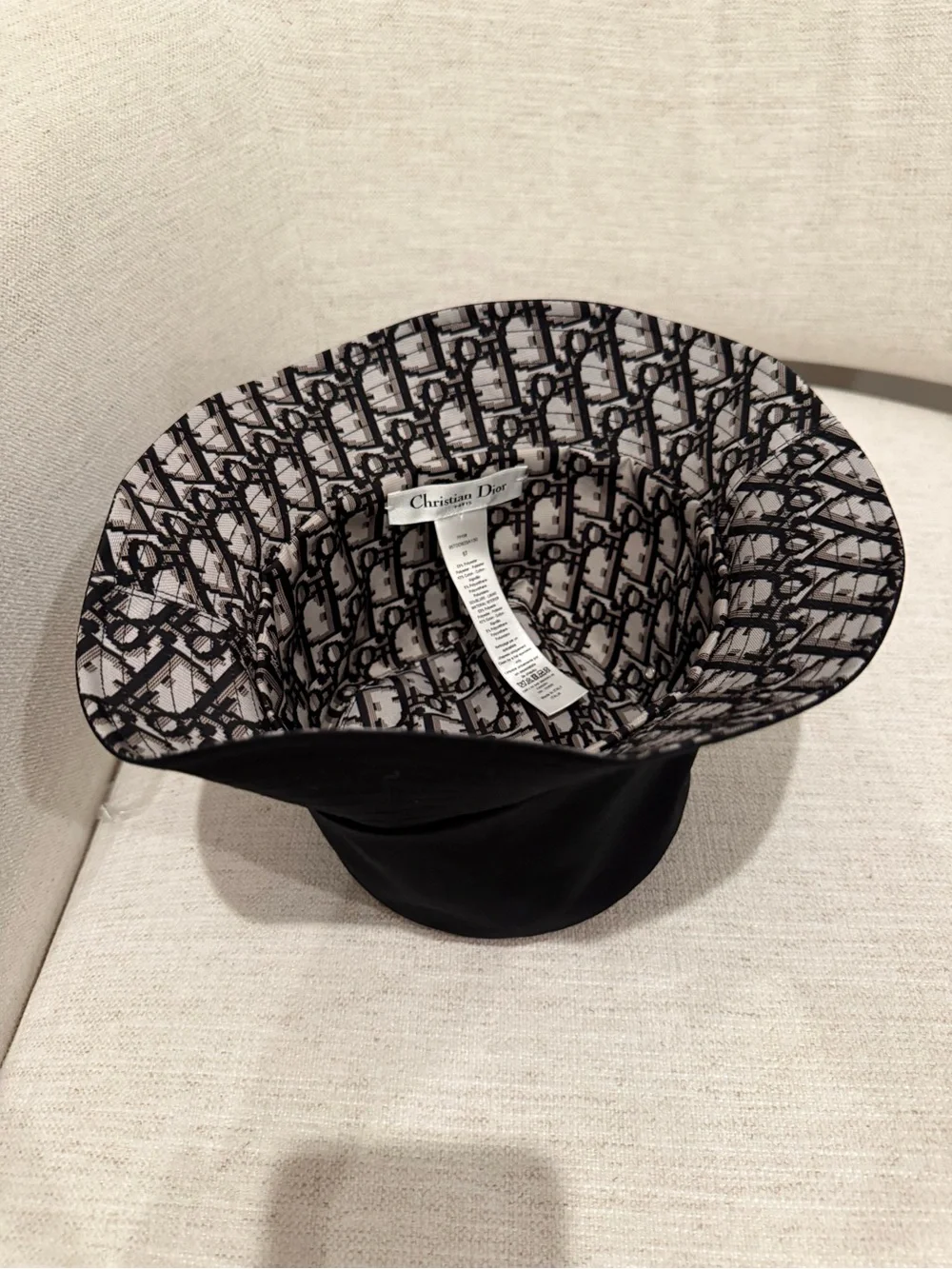 Dior Reversible Teddy-D Oblique Bucket Hat Black